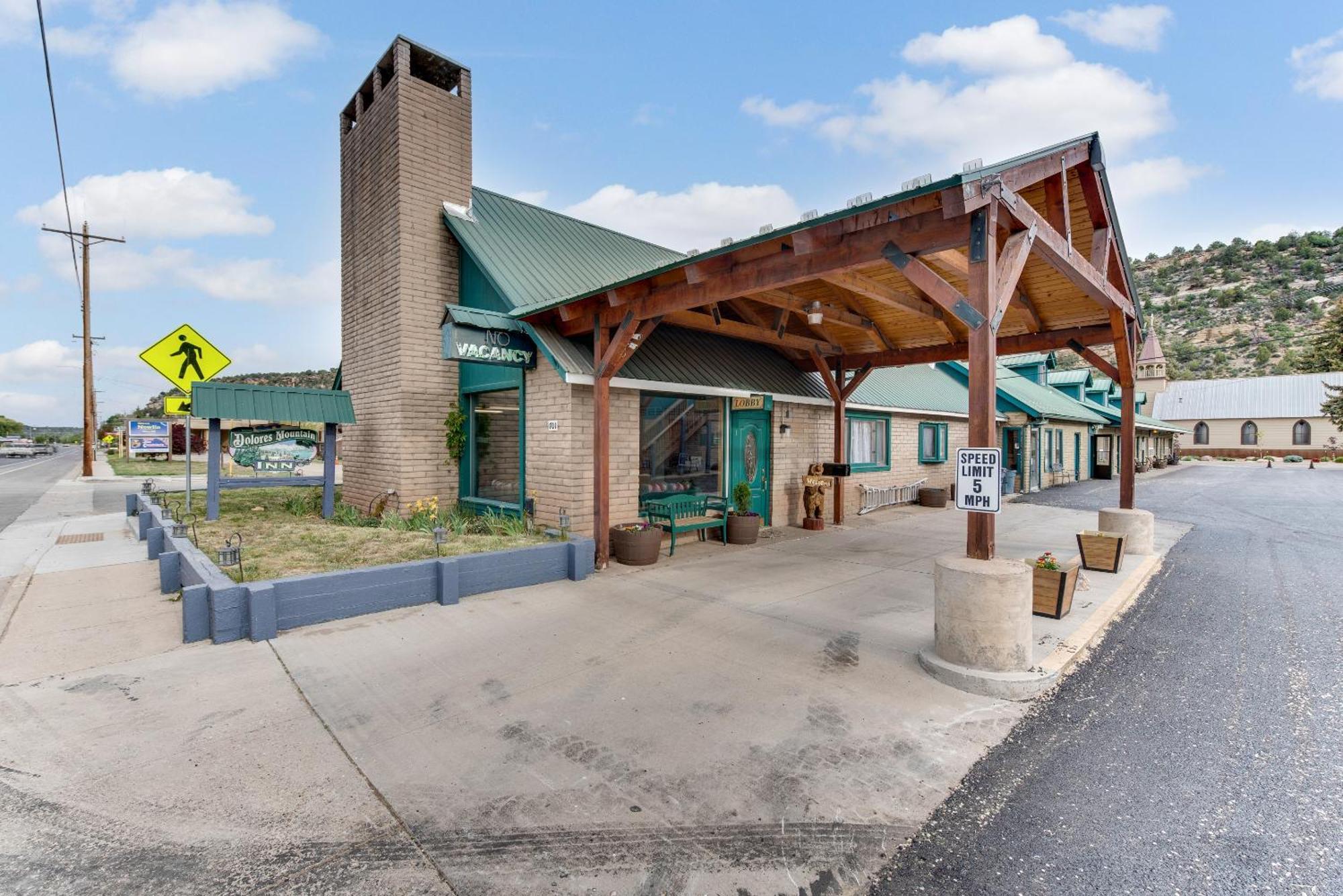 Dolores Mountain Inn Exterior photo